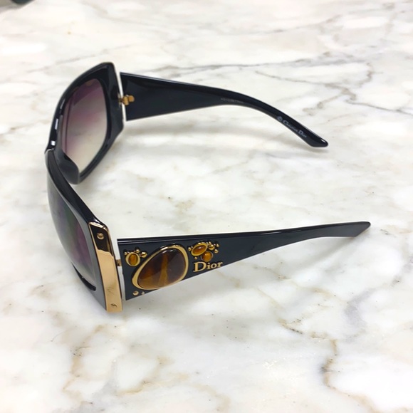 Authentic Sunglasses by Dior - Picture 3 of 6